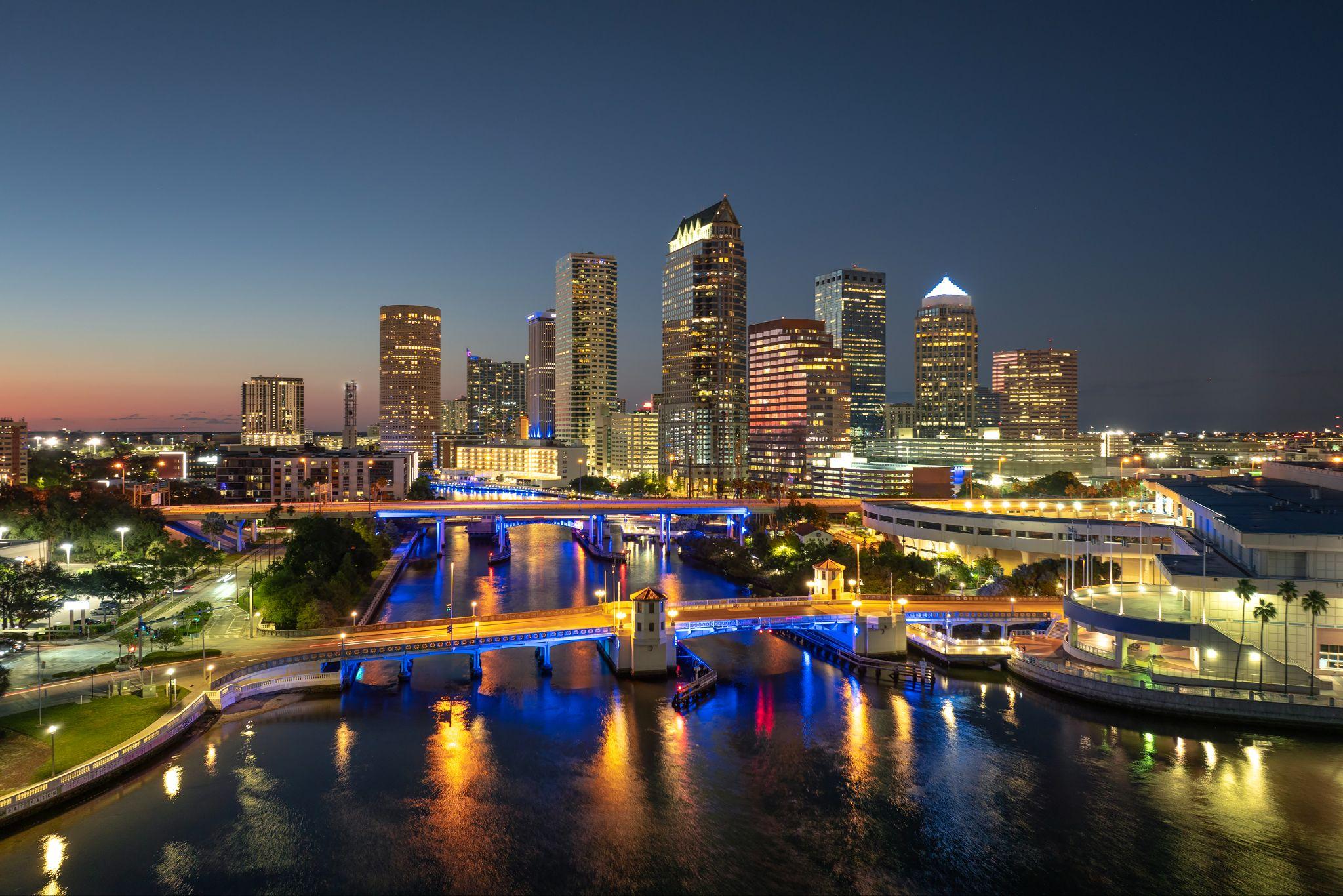 Public adjuster versus property damage attorney in Tampa Bay comparison